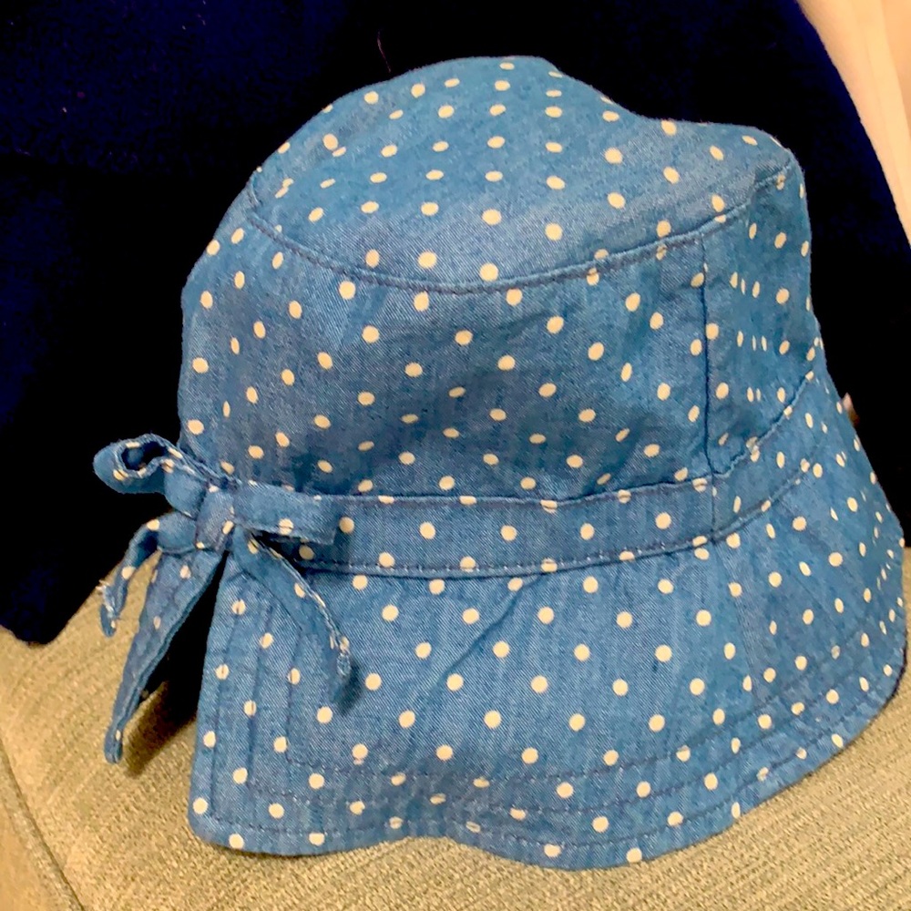 Baby Gap S/M sun hat